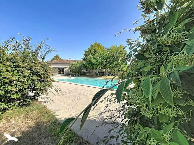 Villa de 5 pièces principales — photo du bien