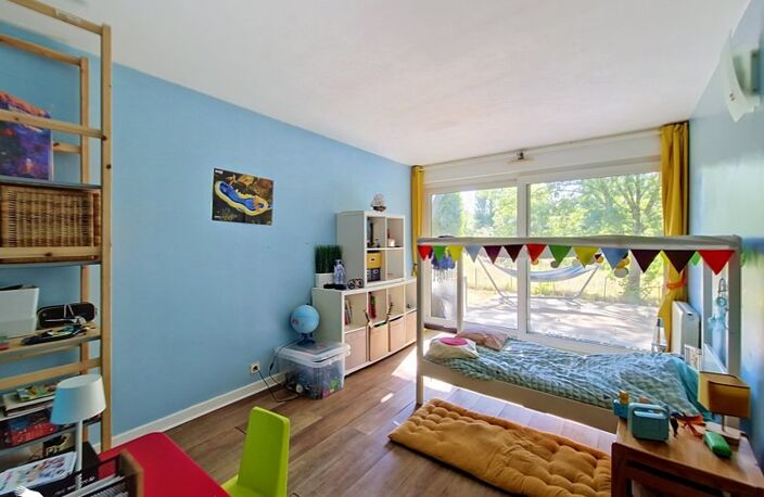 Contemporaine de 6 pièces principales — photo 5