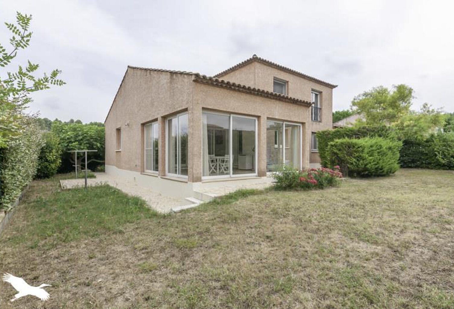 Villa de 6 pièces principales — photo 1