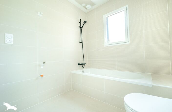 Contemporaine de 4 pièces principales — photo 2