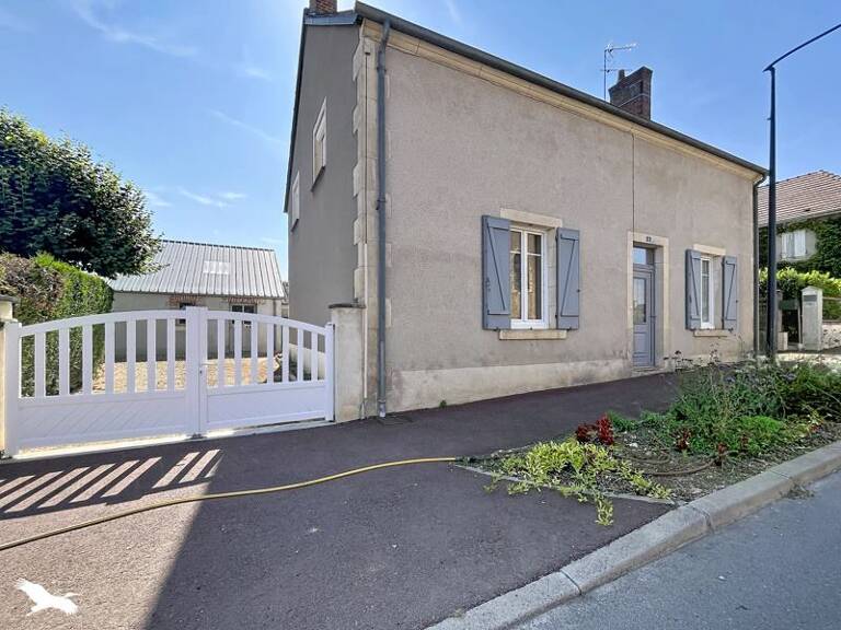 Maison de bourg de 5 pièces principales — photo 1