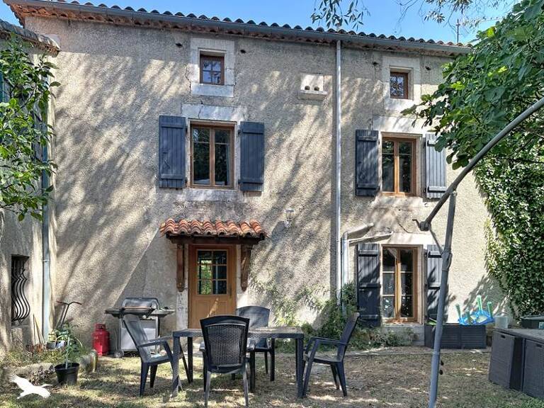 Maison de bourg de 5 pièces principales — photo 1