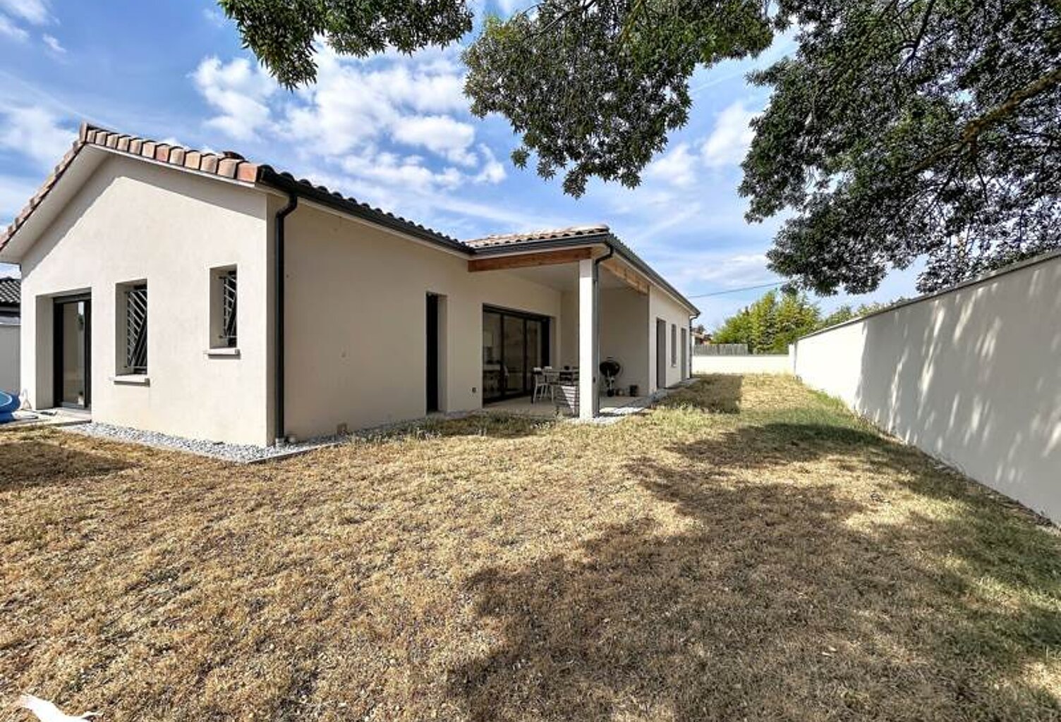 Villa de 5 pièces principales — photo 1