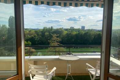 Appartement 3 pièces 890 €