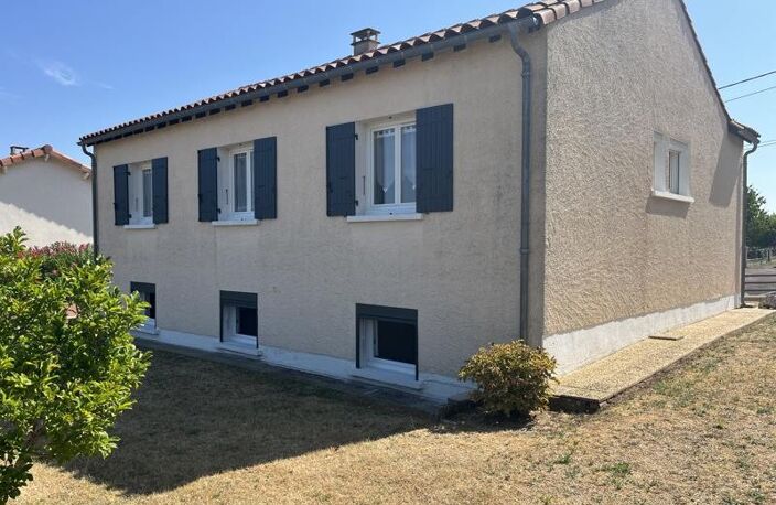 Vente maison 5 pièces 89 m² Ribérac (24600) — photo 2