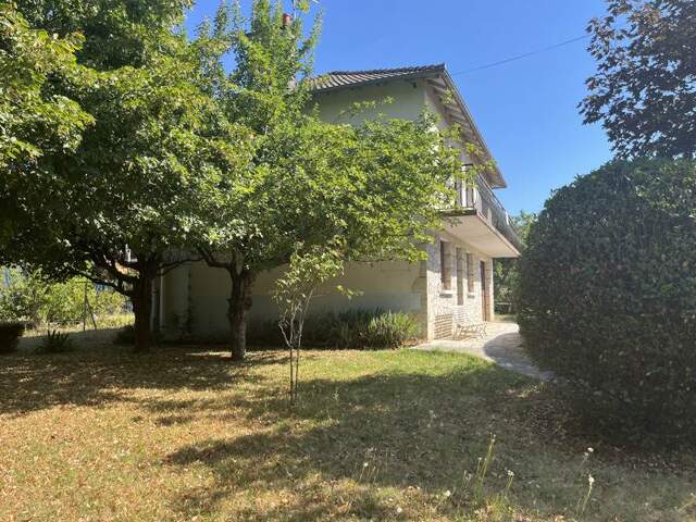 Maison 5 pièces 112 m² à Saint-Étienne-de-Maurs — photo du bien