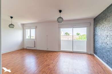 Appartement 3 pièces 249001 €