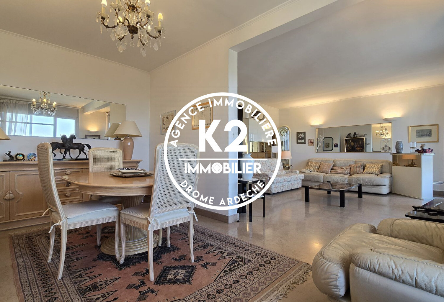 T3 DE 102 M² - — photo 1