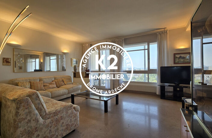 T3 DE 102 M² - — photo 4