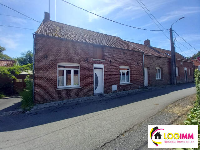 Ensemble immobilier de 2 maisons à rénover — photo du bien