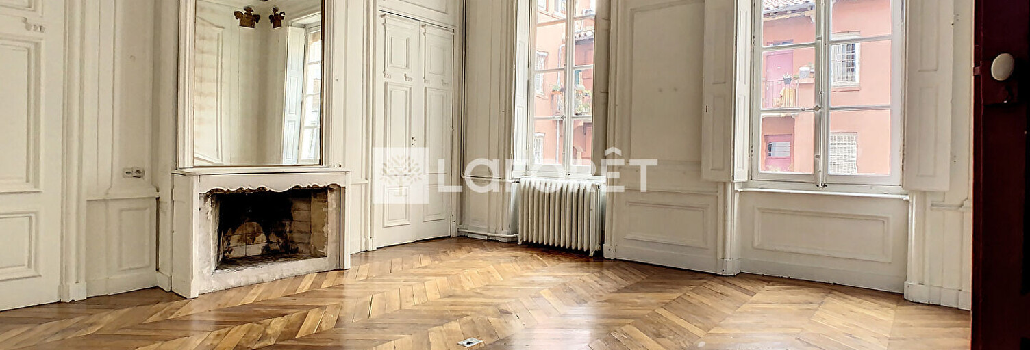Appartement 5 Pièces 222 m² à louer à Lyon 2 (69002)