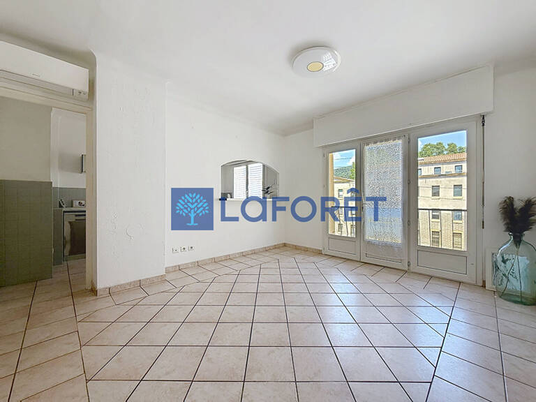 Appartement 2 pièces à vendre en centre-ville de Draguignan - Réf. 3964 — photo 1