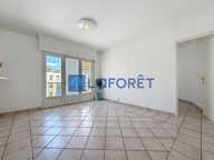 Appartement 2 pièces à vendre en centre-ville de Draguignan - Réf. 3964 — photo 2