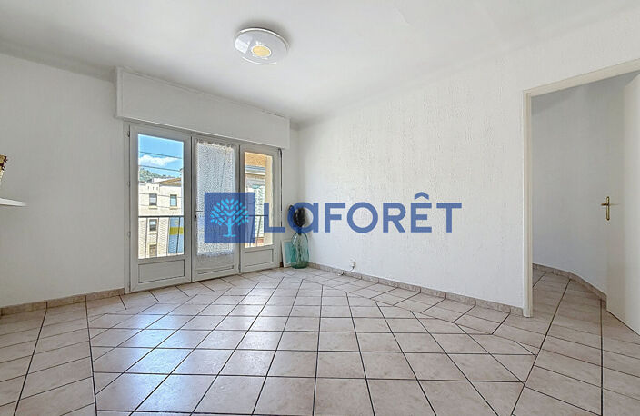 Appartement 2 pièces à vendre en centre-ville de Draguignan - Réf. 3964 — photo 2