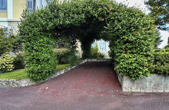 MENTON   Garavan   Lumineux 3 pièces dans une villa historiq — photo 4