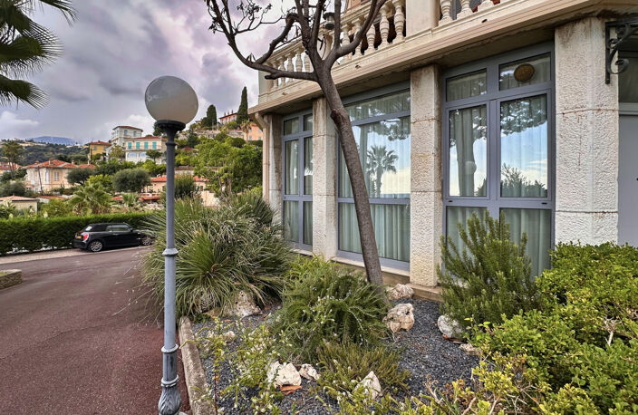 MENTON   Garavan   Lumineux 3 pièces dans une villa historiq — photo 5