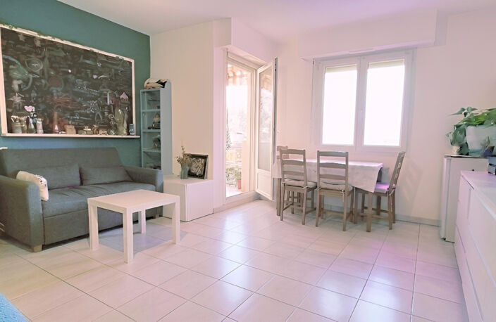 BAISSE DE PRIX : 219 990 EUR | 3 pièces 63 m2 Traversant   Id — photo 2