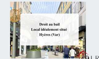 Local industriel  66 m² à louer à Hyères (83400)