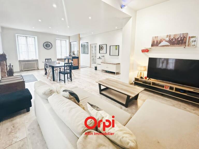 AU COEUR DE MONTMARAULT - MAISON FAMILIALE 160m² — photo 1