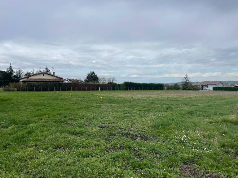 Terrain à bâtir à Gironde-sur-Dropt (33190) — photo 1