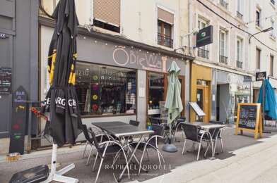 Commerce 3 pièces 99000 €