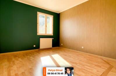Maison à vendre  PIERRECLOS (71) — photo du bien