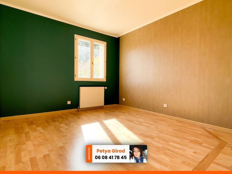 Maison à vendre  PIERRECLOS (71) — photo 1
