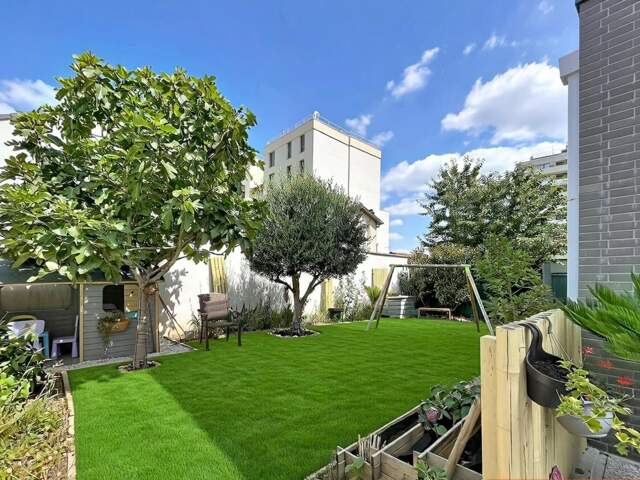 EXCLUSIVITÉ - VILLEJUIF - L'ESPRIT D'UNE MAISON, LE CONFORT D'UN APPARTEMENT AVEC JARDIN - 120 M² D’EXTÉRIEURS PRIVATIFS - PARKING — photo du bien