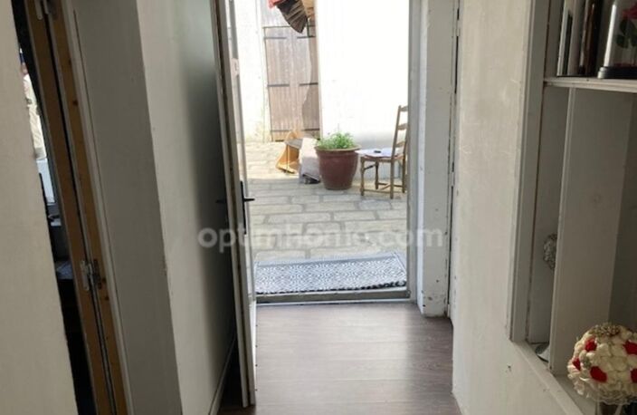 Appartement à vendre 1 pièces ROCHEFORT (17) — photo 3