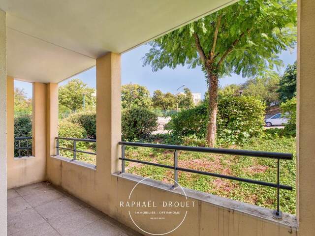 T3 avec terrasse et parking – Investissement locatif sécurisé à Grigny (69520) — photo du bien