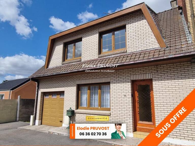 Maison familiale 100 m² avec 2 580 m² de terrain, garage et dépendances — photo 1