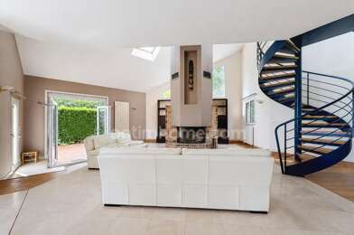 Maison 7 pièces 730000 €