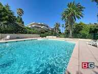 Grand 2 P. 52 M² + terrasse 26 m² belle résidence - ANTIBES — photo 2