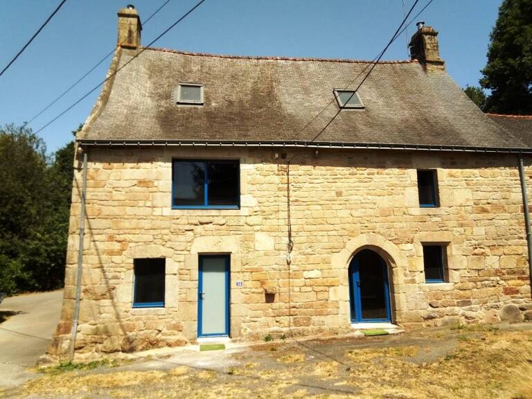 Maison située en campagne — photo 1