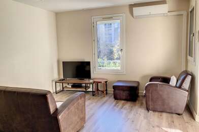 Appartement 3 pièces 840 €