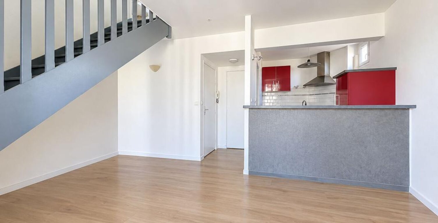 Appartement en DUPLEX À Louer — photo 1