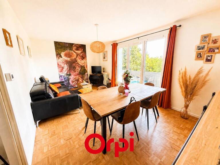 Appartement À Vendre — photo 1