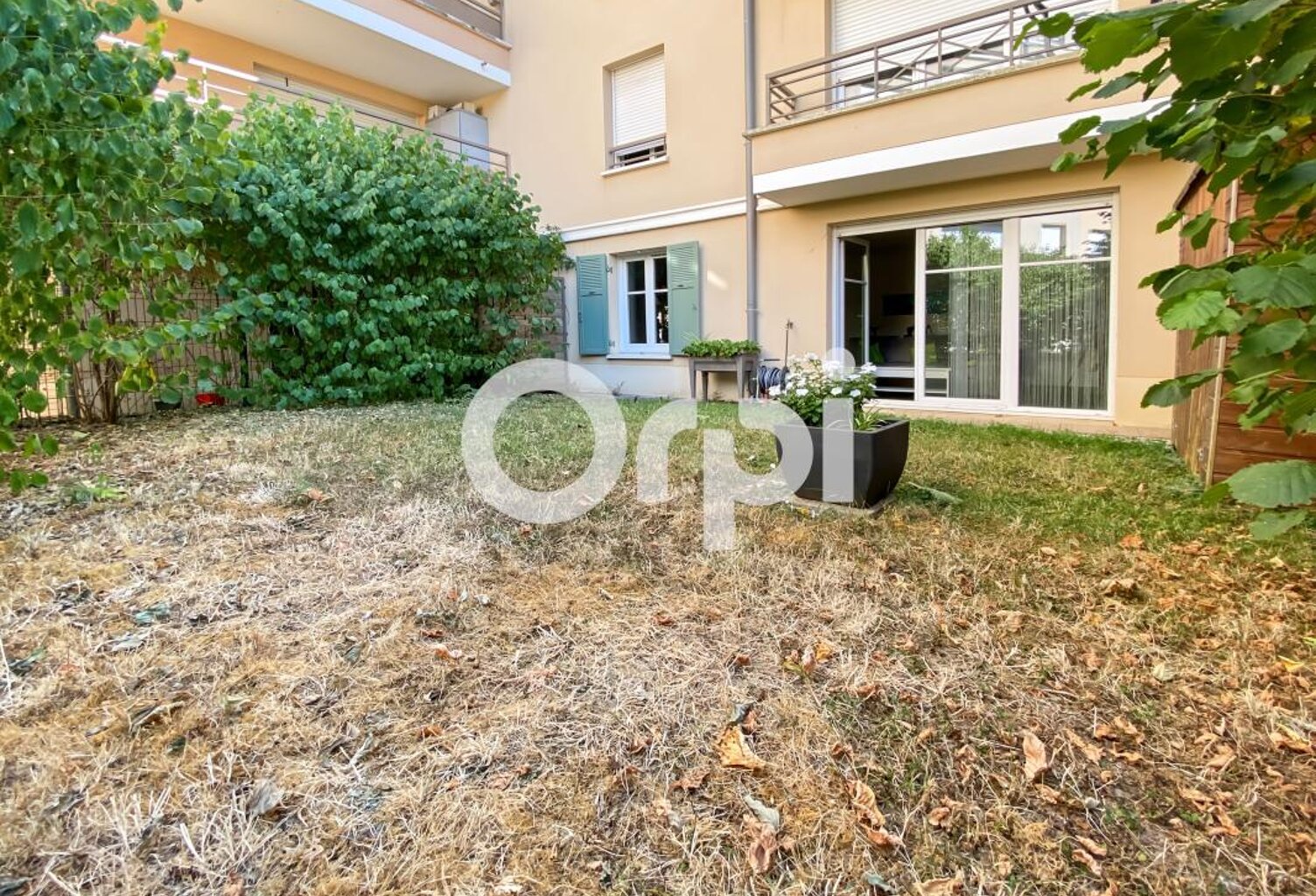 Appartement À Vendre — photo 1