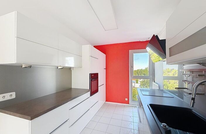Appartement À Vendre LA ROCHELLE — photo 4
