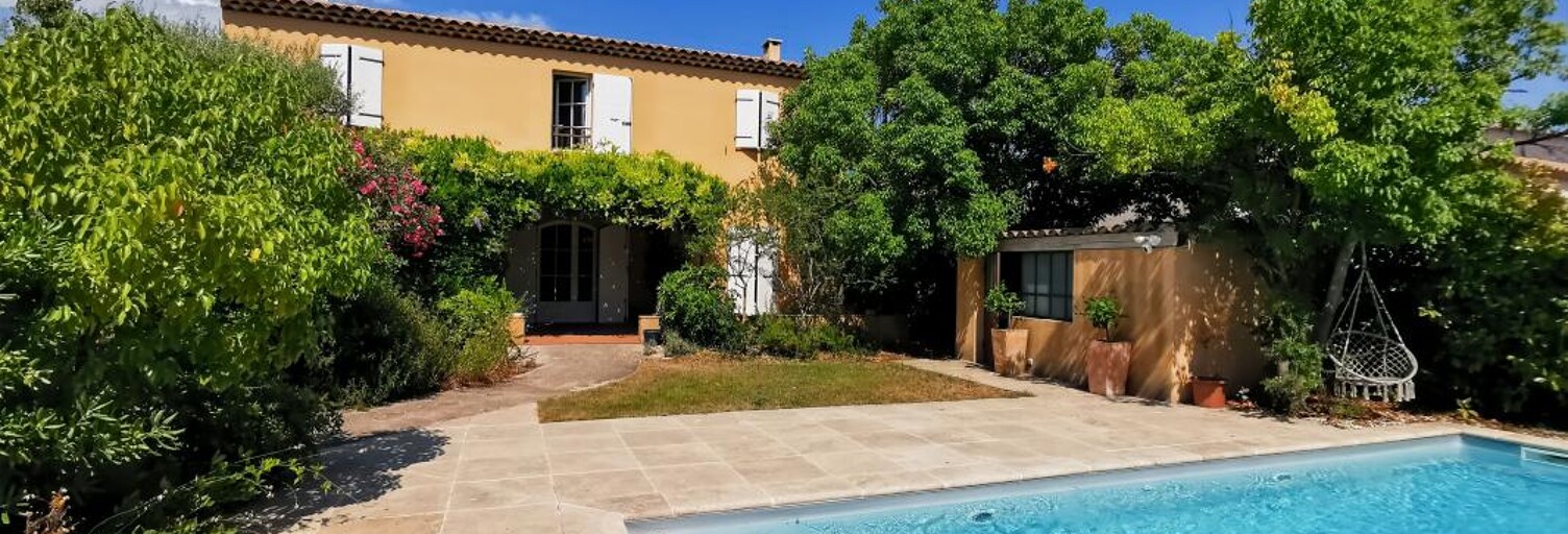 Maison 5 Pièces 119 m² à louer à Saint-Cyr-sur-Mer (83270)