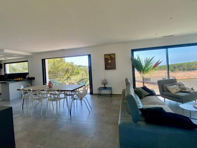 Maison Neuve T5 Vue Mer sur 545m2 de terrain — photo du bien