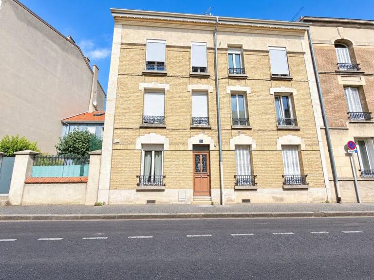 Appartement À Vendre — photo 1