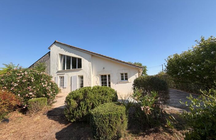 Coup de cœur assuré !! Magnifique maison au calme avec 2 gîtes — photo 2