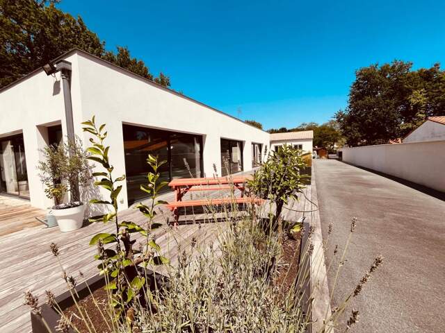 Maison À Vendre — photo du bien