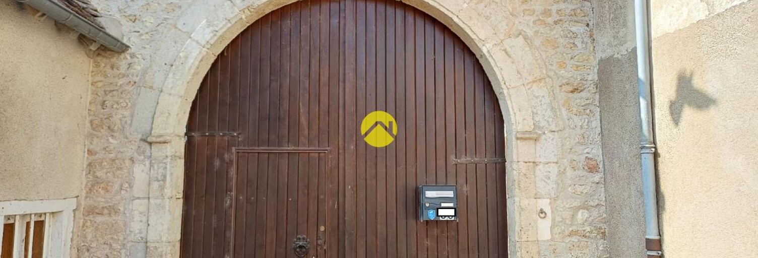 Maison 8 Pièces 195 m² à vendre à Chârost (18290)