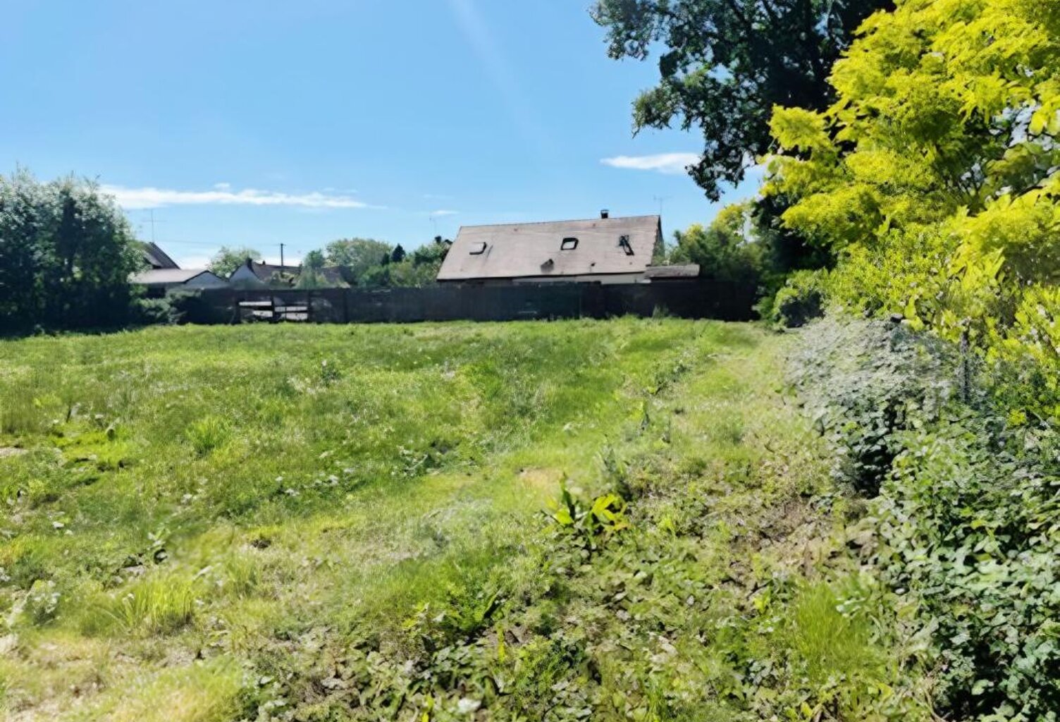 Terrain À Vendre — photo 1