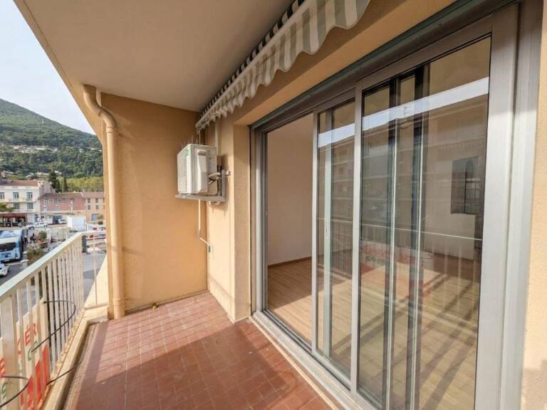 À LOUER – T3 68 m² AVEC BALCON, LOGGIA, CAVE ET PARKING – LA VALETTE-DU-VAR — photo 1