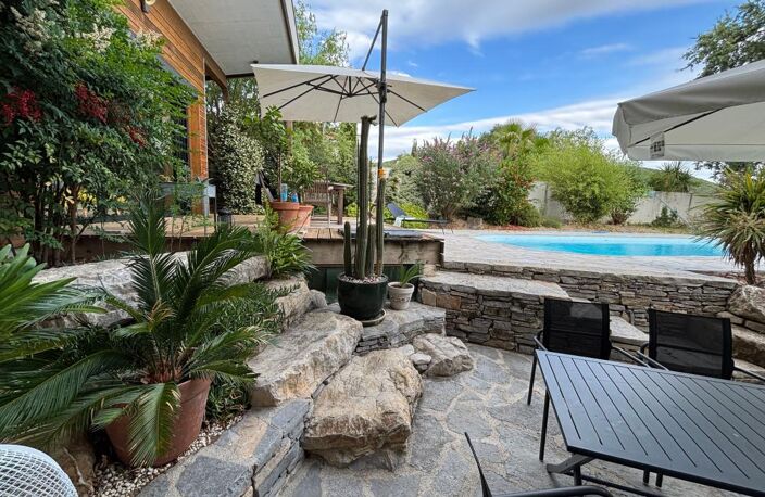À vendre – Maison d'architecte contemporaine de 144 m² avec piscine – Sainte-Croix-de-Quintillargues — photo 4