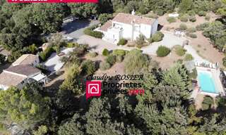 Maison 10 Pièces 326 m² à vendre à Besse-sur-Issole (83890)