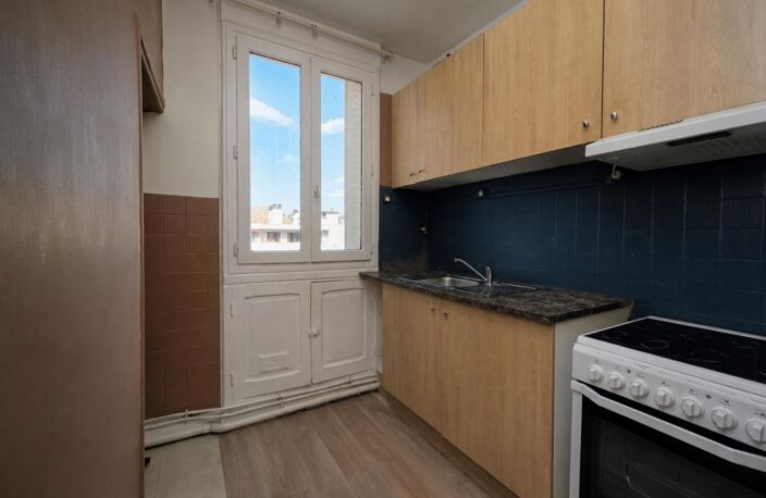 Bois-Colombes - Dernier étage, deux balcons et près de 20 m² de combles — photo 5
